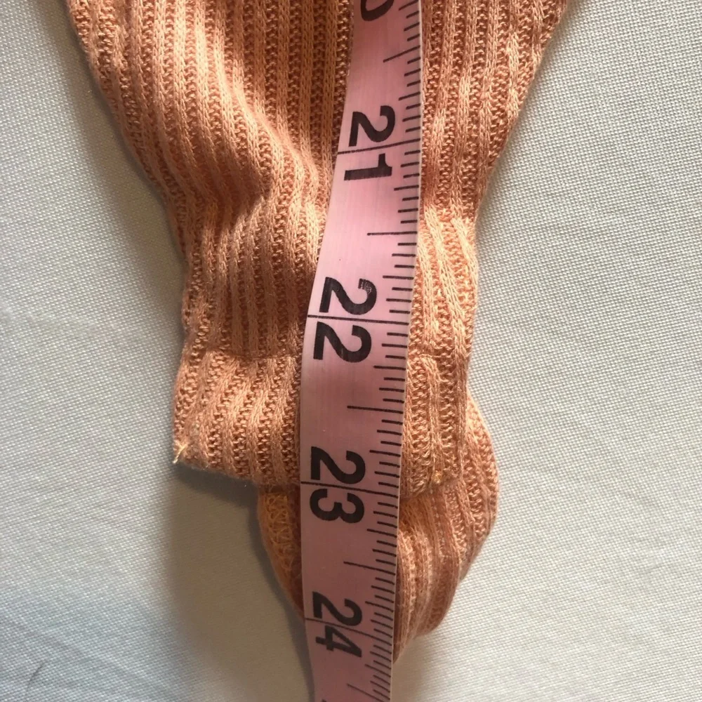 Dark Peach Ribbed Sleeveless Criss-Cross Open Back Bodysuit | Size M | NWT
